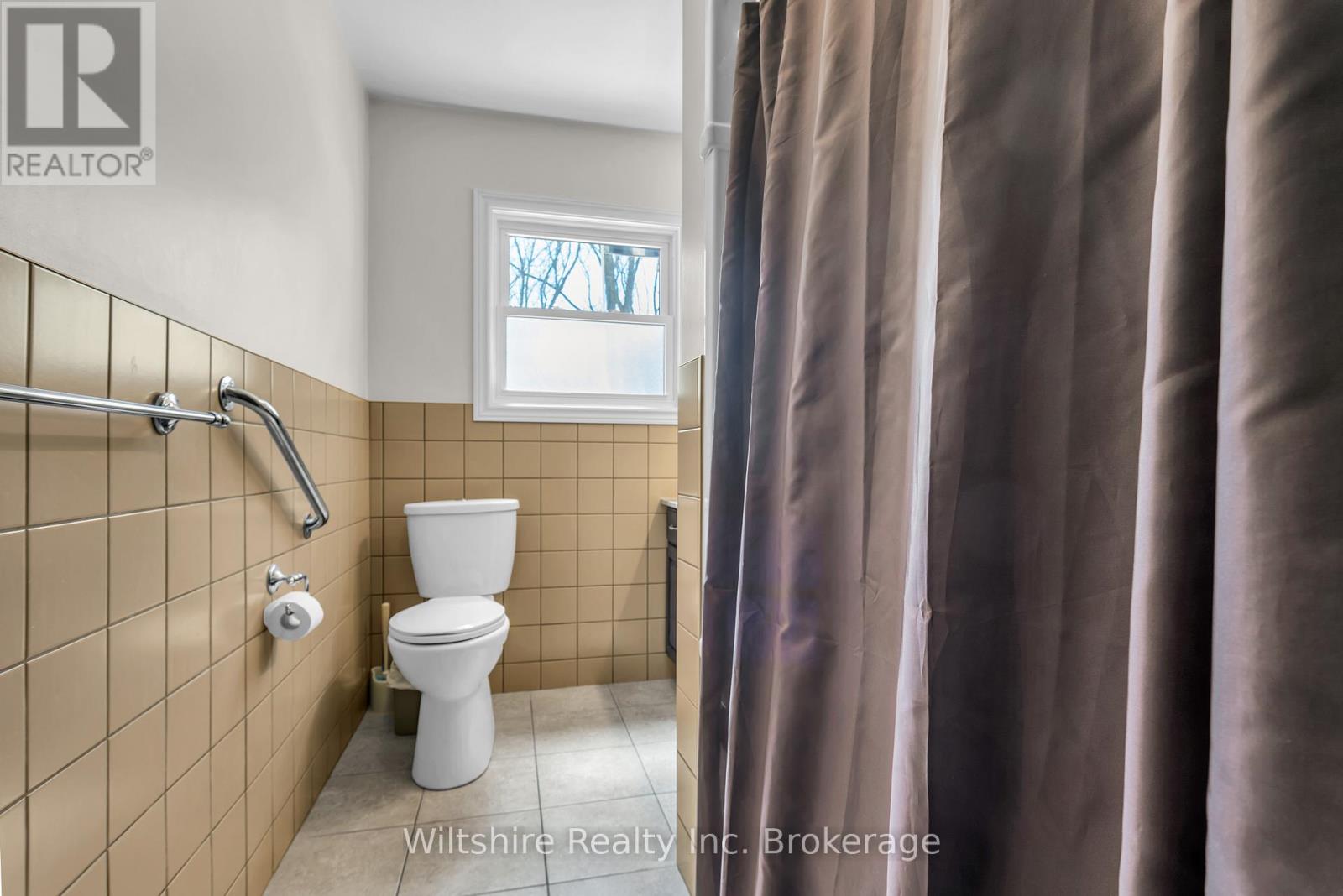 3-bedroom home for sale at 427 BROADWAY STREET, Tillsonburg ON · photo 19 of 26