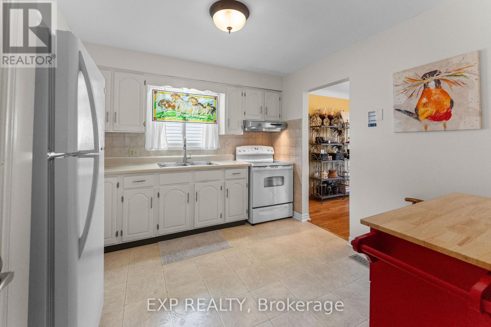 2881 OLDEN AVENUE - 16