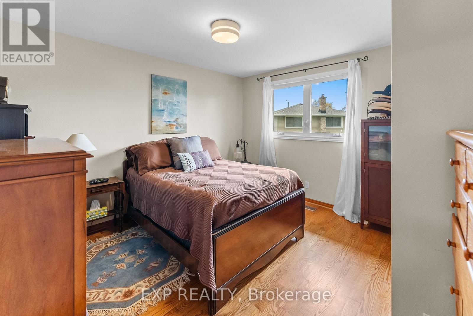 2881 OLDEN AVENUE - 21