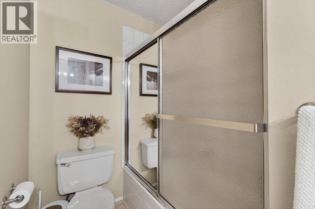 3930 10 Avenue NE - 15