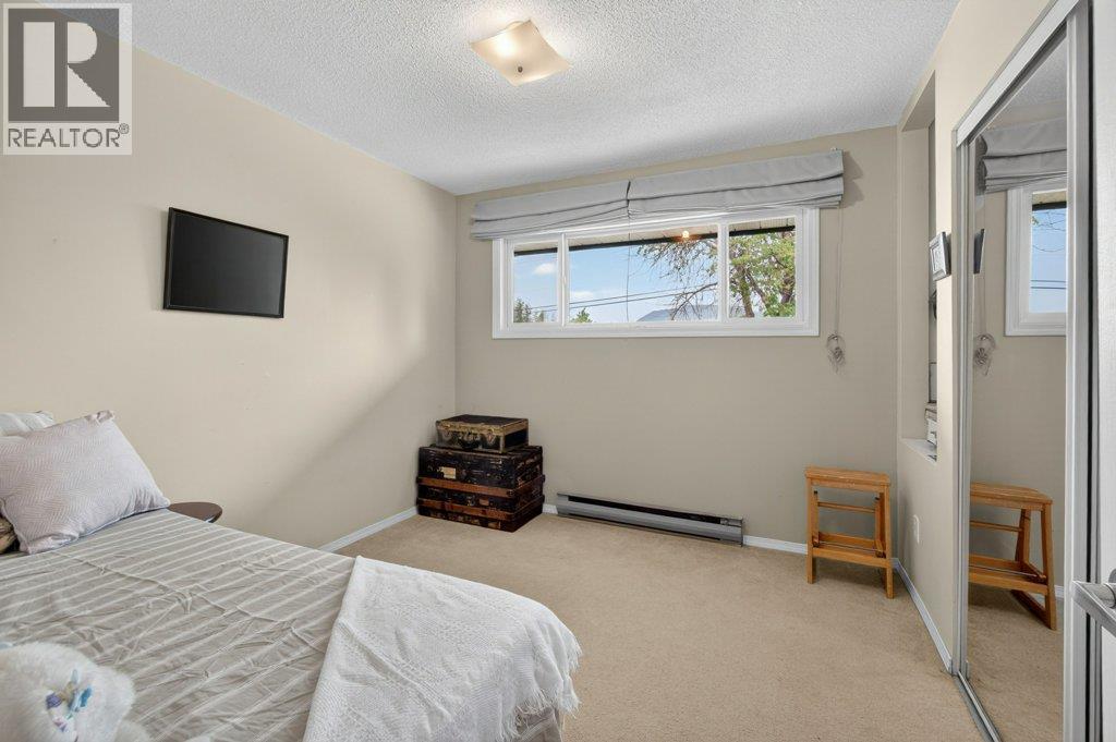  3930 10 Avenue Northeast, Salmon Arm