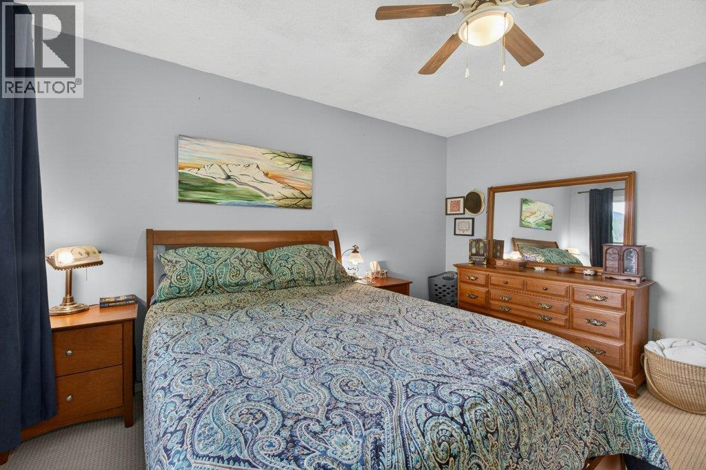 3930 10 Avenue NE - 19