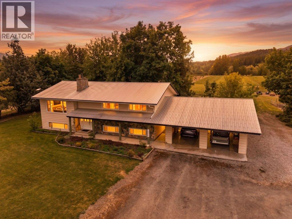  3930 10 Avenue Northeast, Salmon Arm