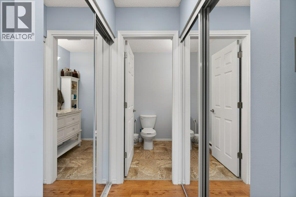 3930 10 Avenue NE - 23