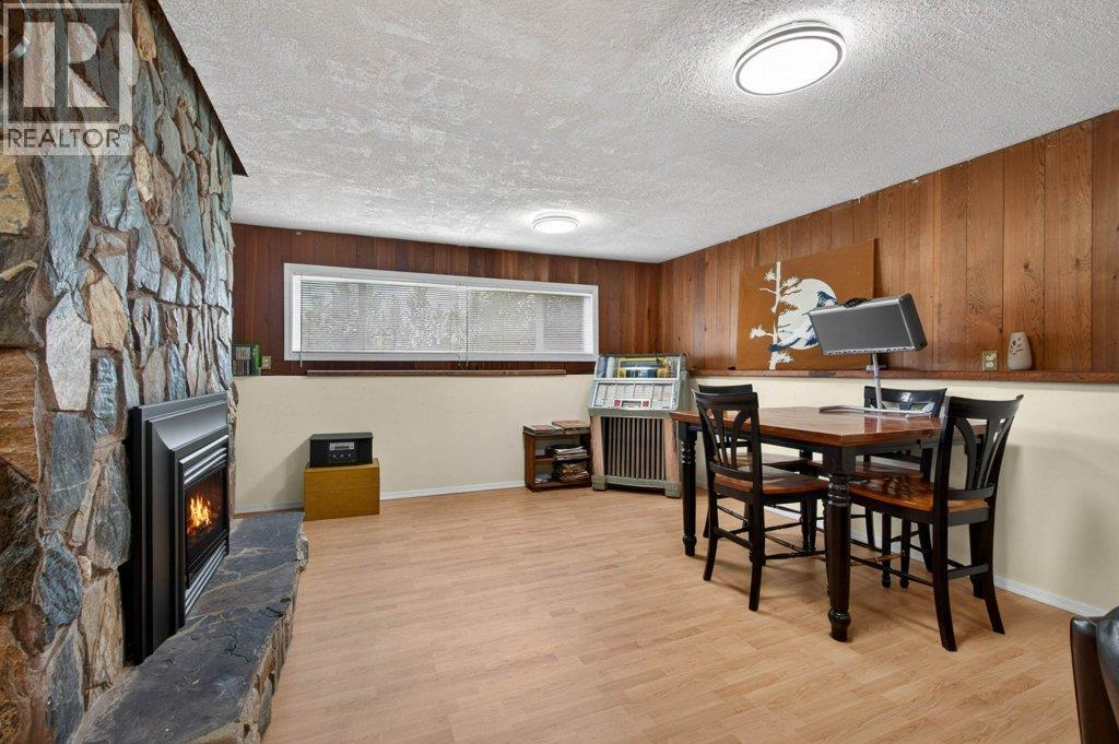 3930 10 Avenue NE - 26