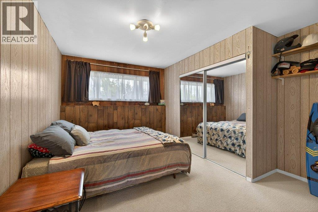  3930 10 Avenue Northeast, Salmon Arm