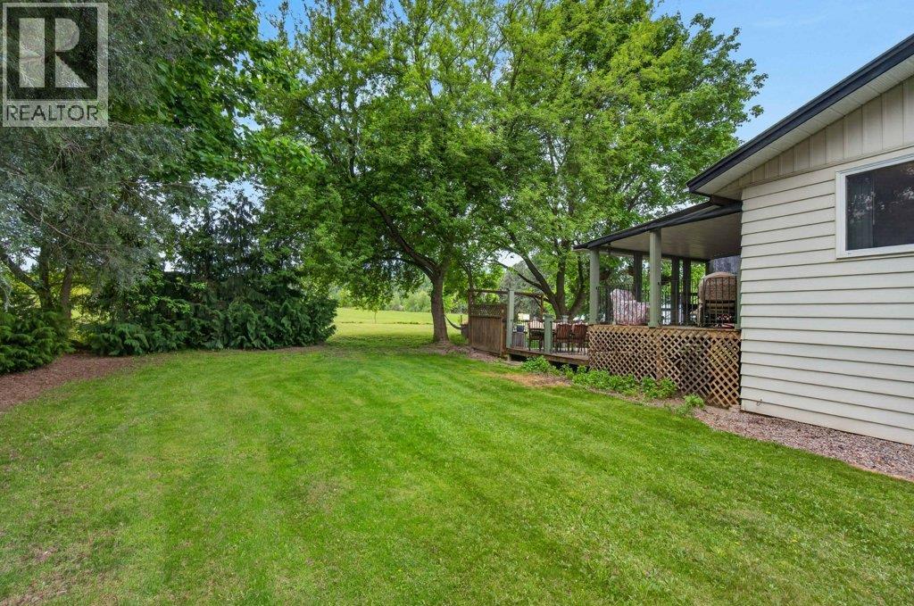  3930 10 Avenue Northeast, Salmon Arm