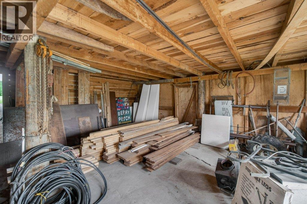  3930 10 Avenue Northeast, Salmon Arm