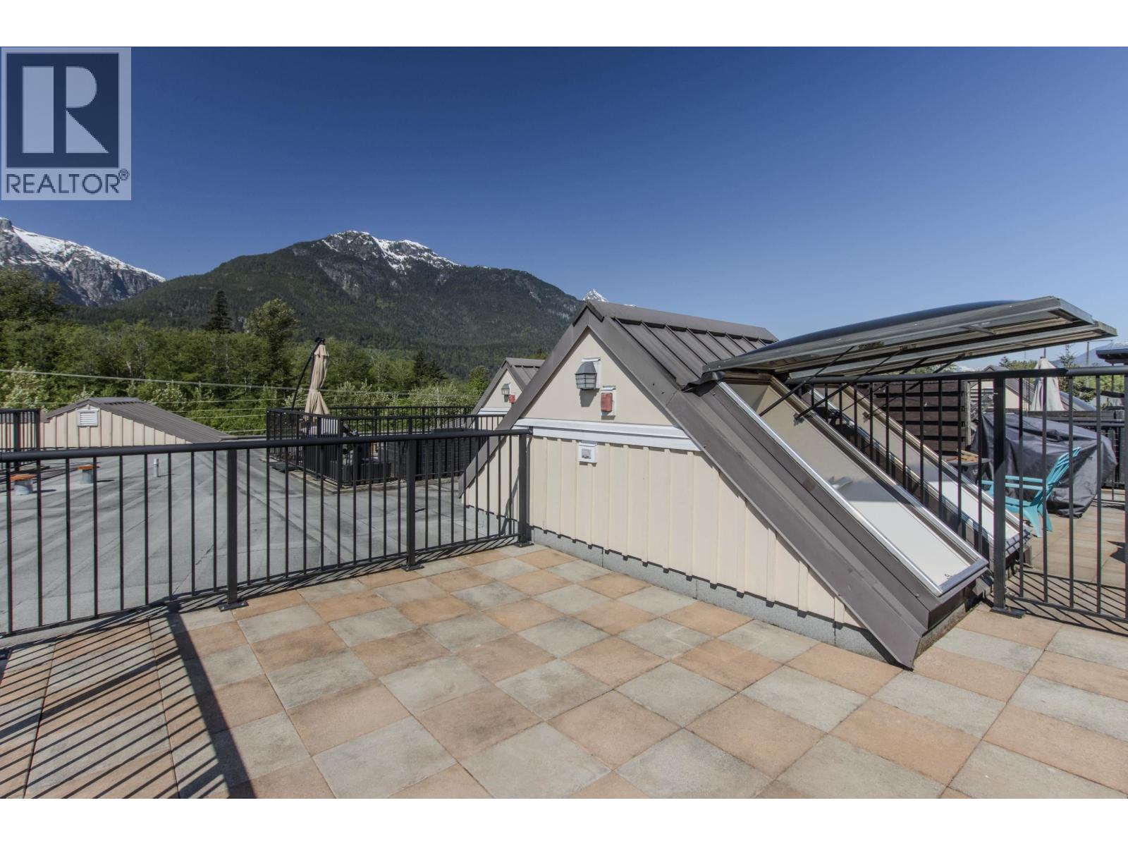 318 41105 TANTALUS ROAD, Squamish