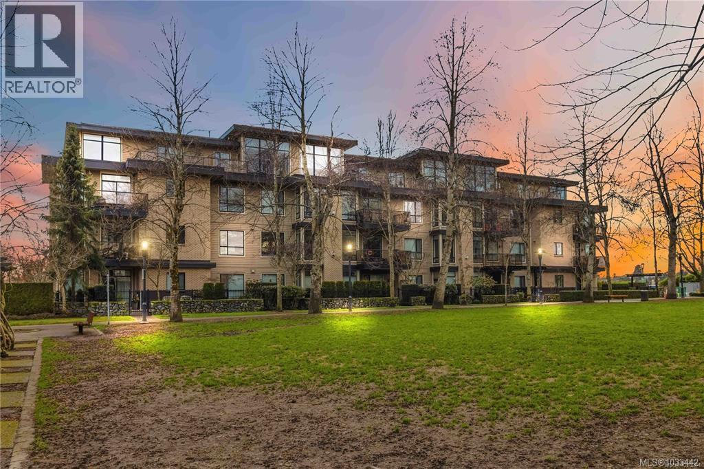 #306 330 Waterfront Cres - 2