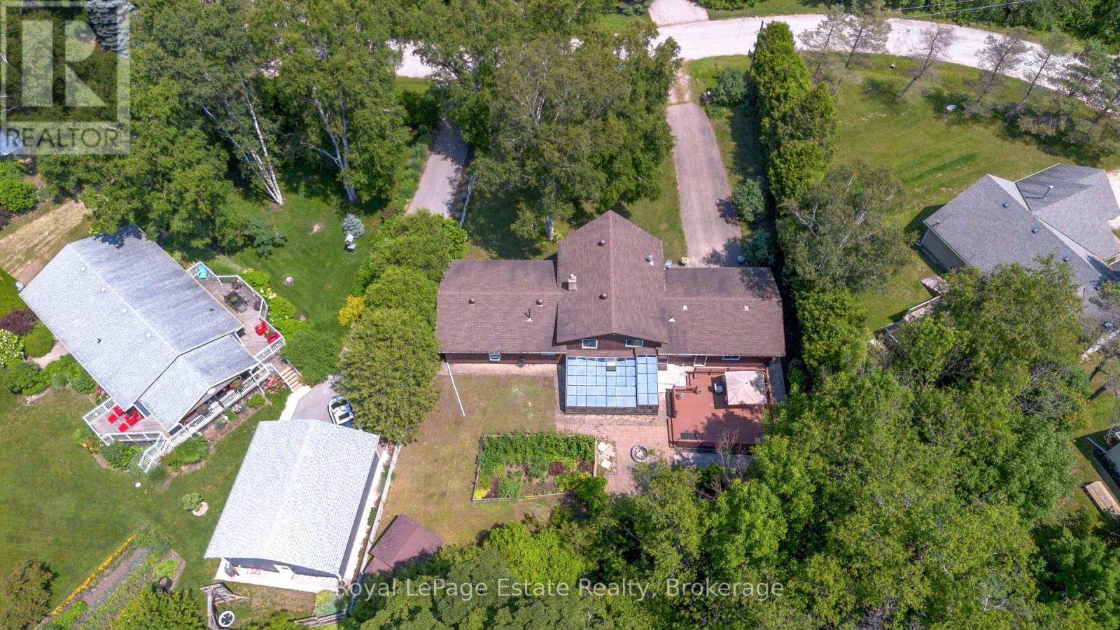 97 DORENA CRESCENT - 26