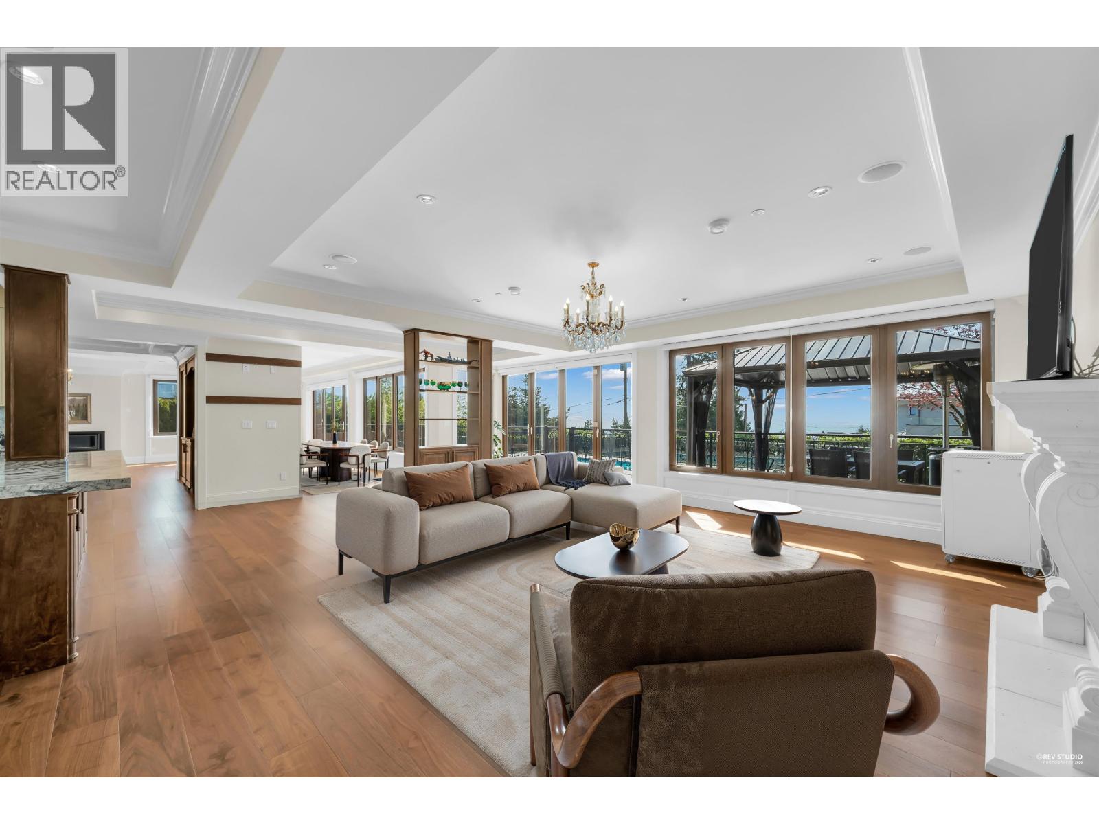 1118 CRESTLINE ROAD, West Vancouver