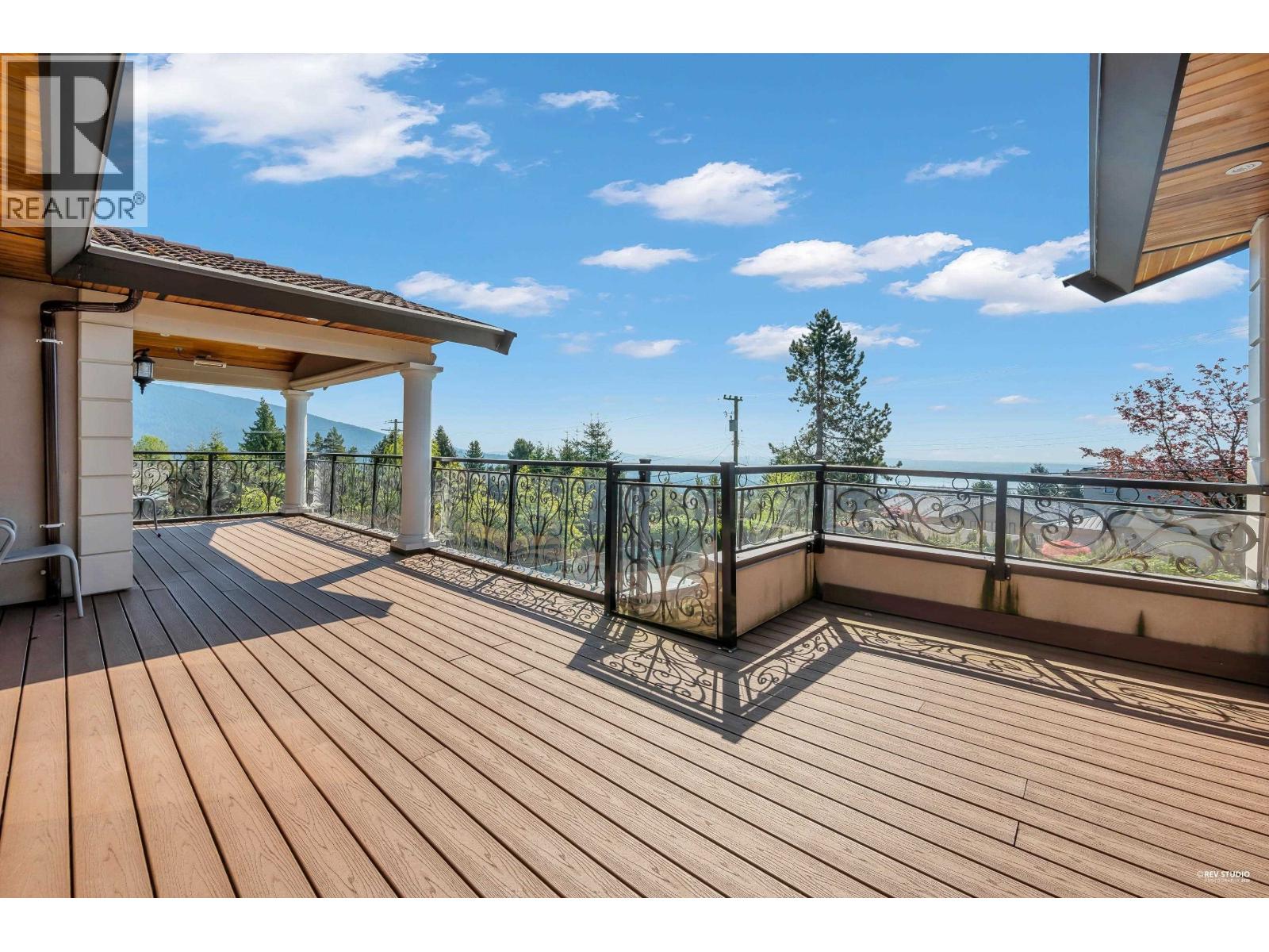 1118 CRESTLINE ROAD, West Vancouver