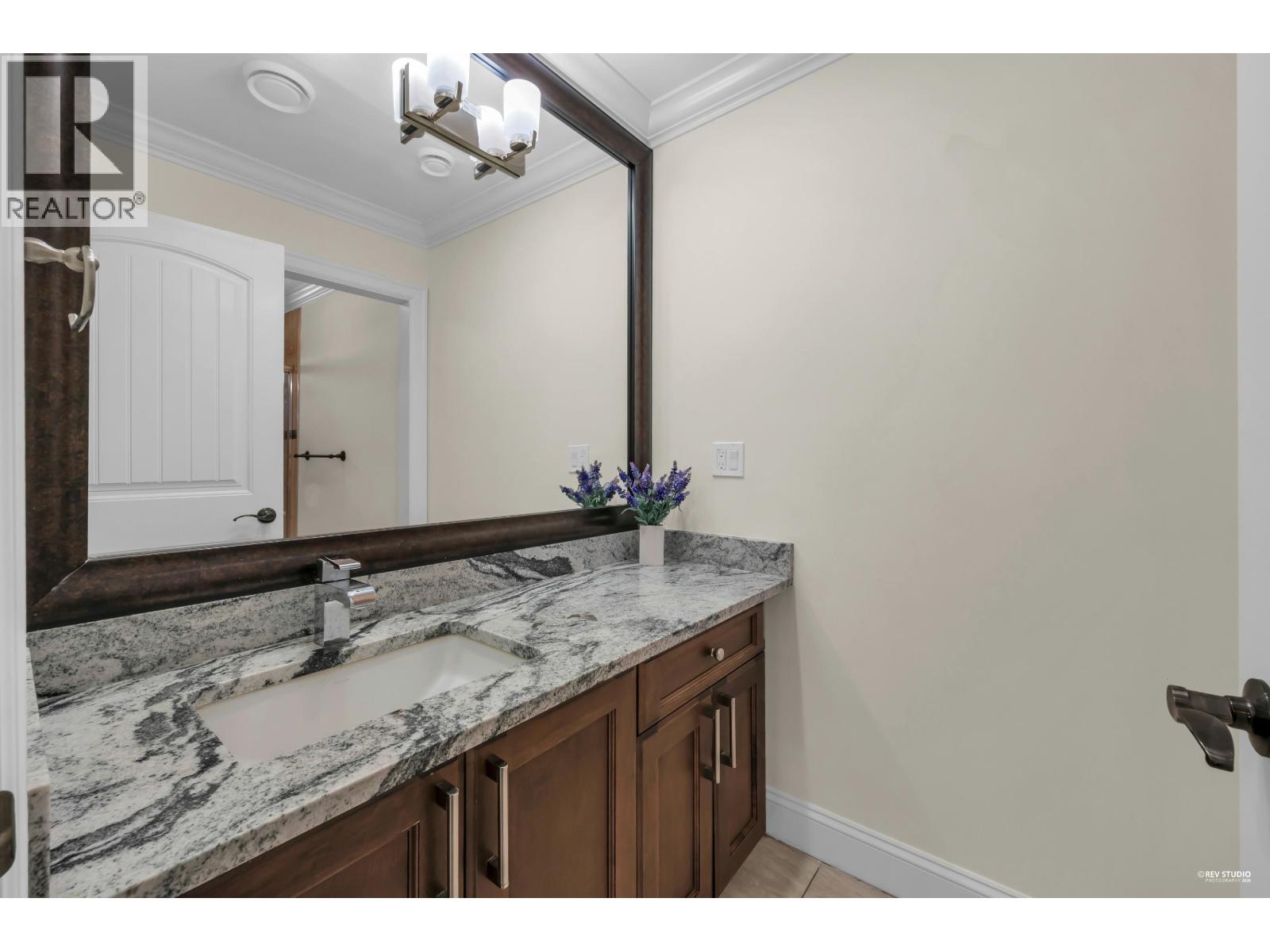 1118 CRESTLINE ROAD, West Vancouver