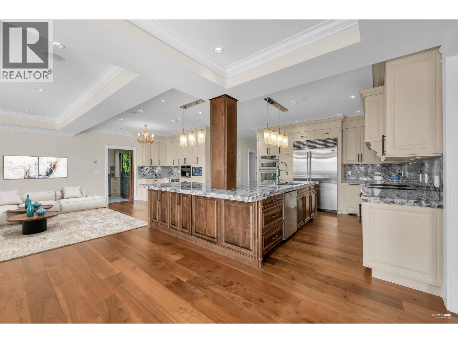 1118 CRESTLINE ROAD, West Vancouver