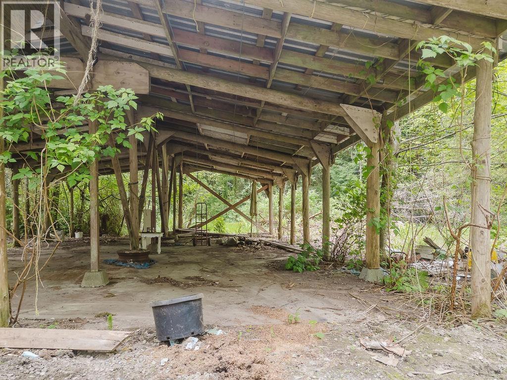 1575 BURTON ROAD, Gibsons