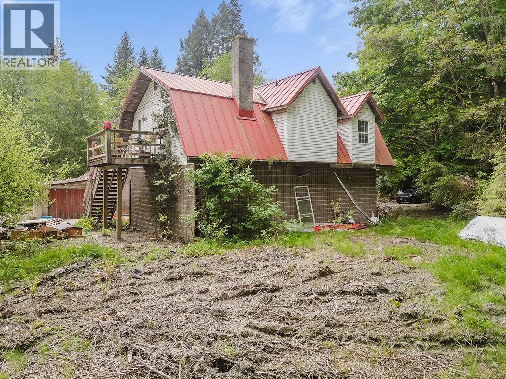 1575 BURTON ROAD, Gibsons