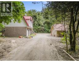 1575 Burton Road, Gibsons, BC V0N1V2 Photo 13