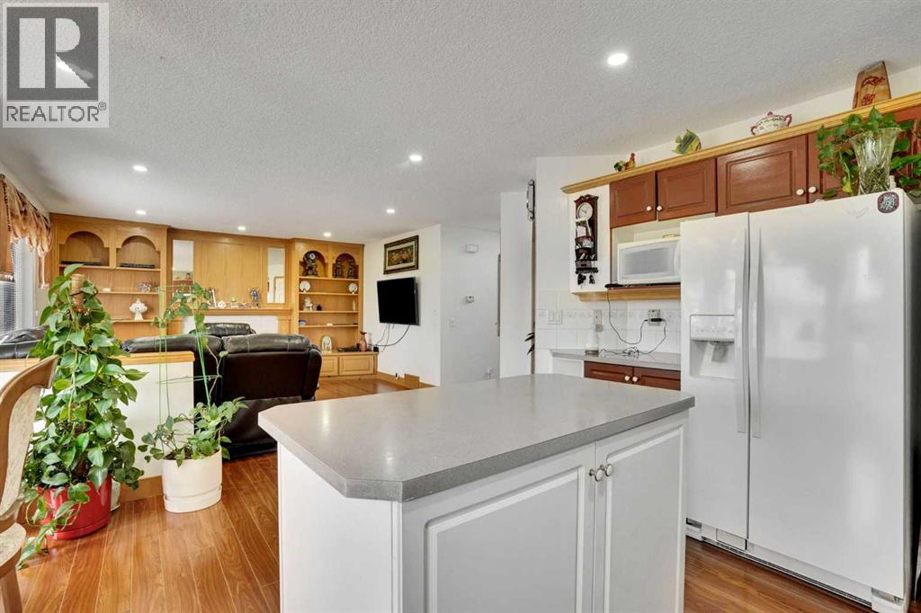 5189 Coral Shores Drive NE - 16