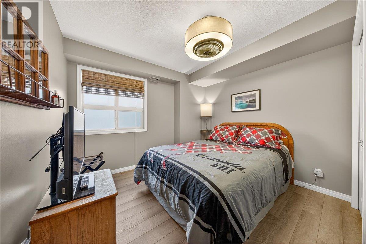 205 Third Avenue Unit# 2104, Invermere