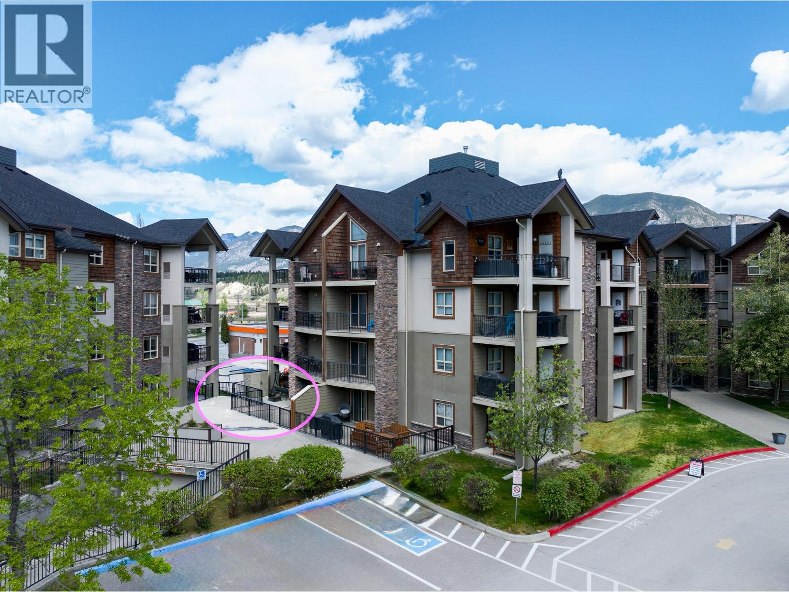 205 Third Avenue Unit# 2104, Invermere