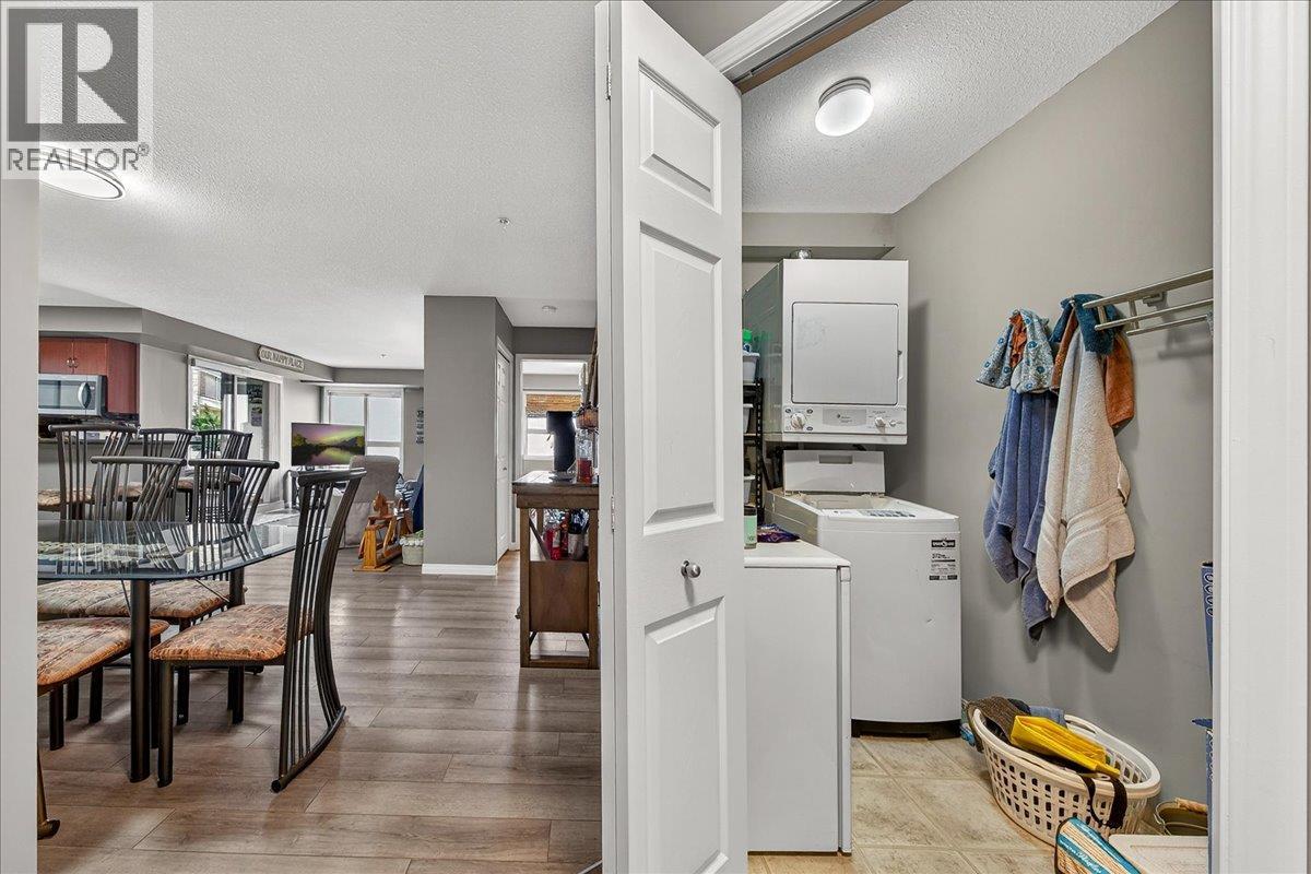 205 Third Avenue Unit# 2104, Invermere
