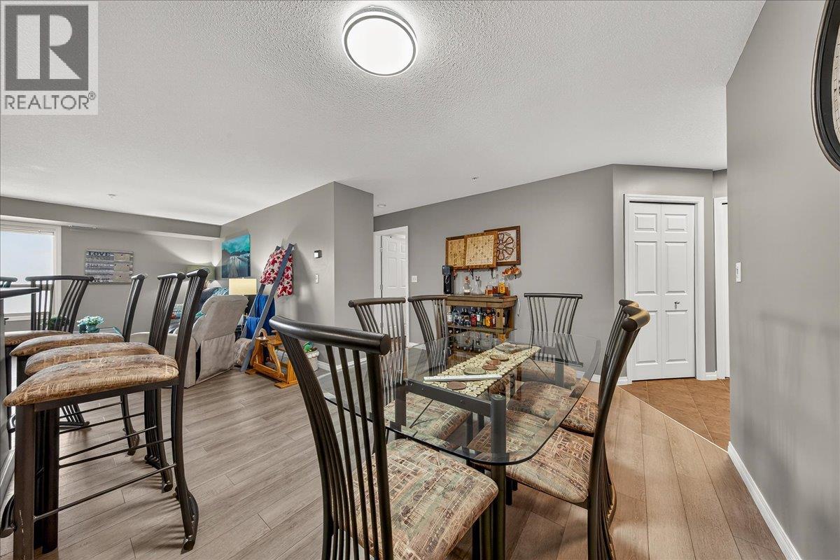205 Third Avenue Unit# 2104, Invermere