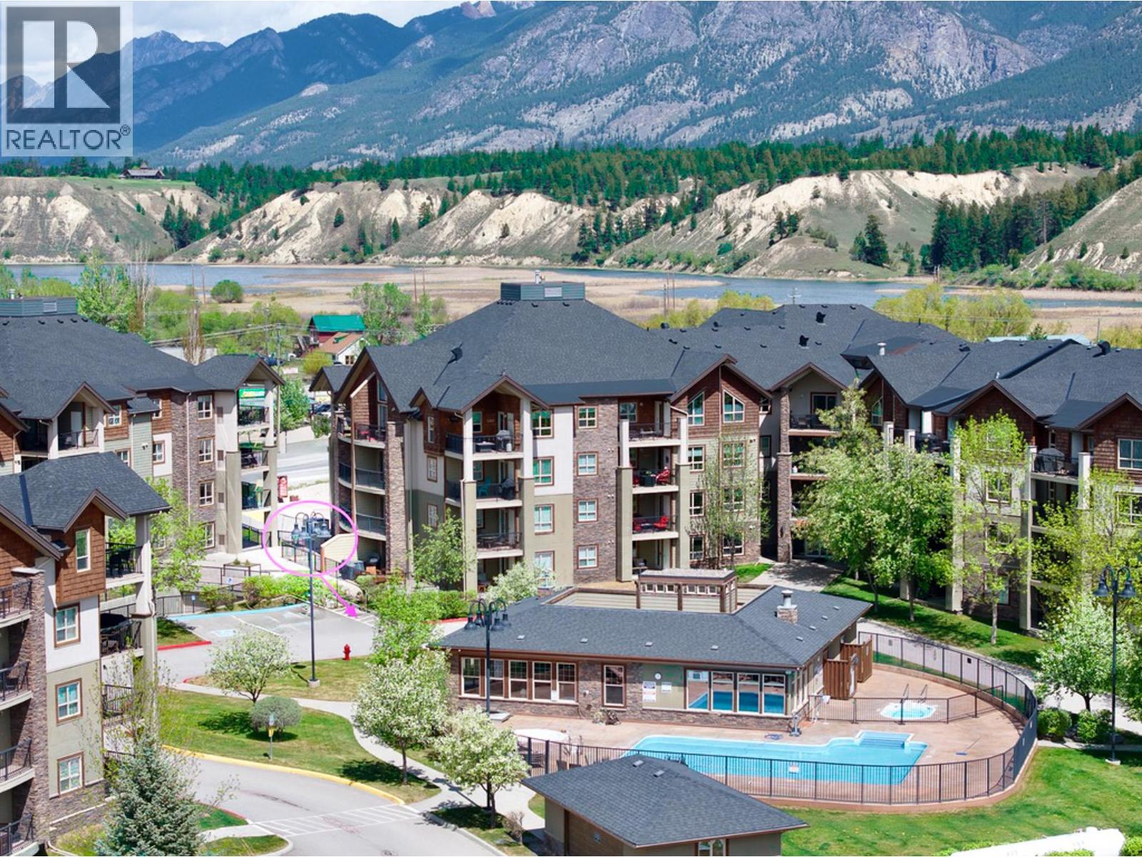 205 Third Avenue Unit# 2104, Invermere