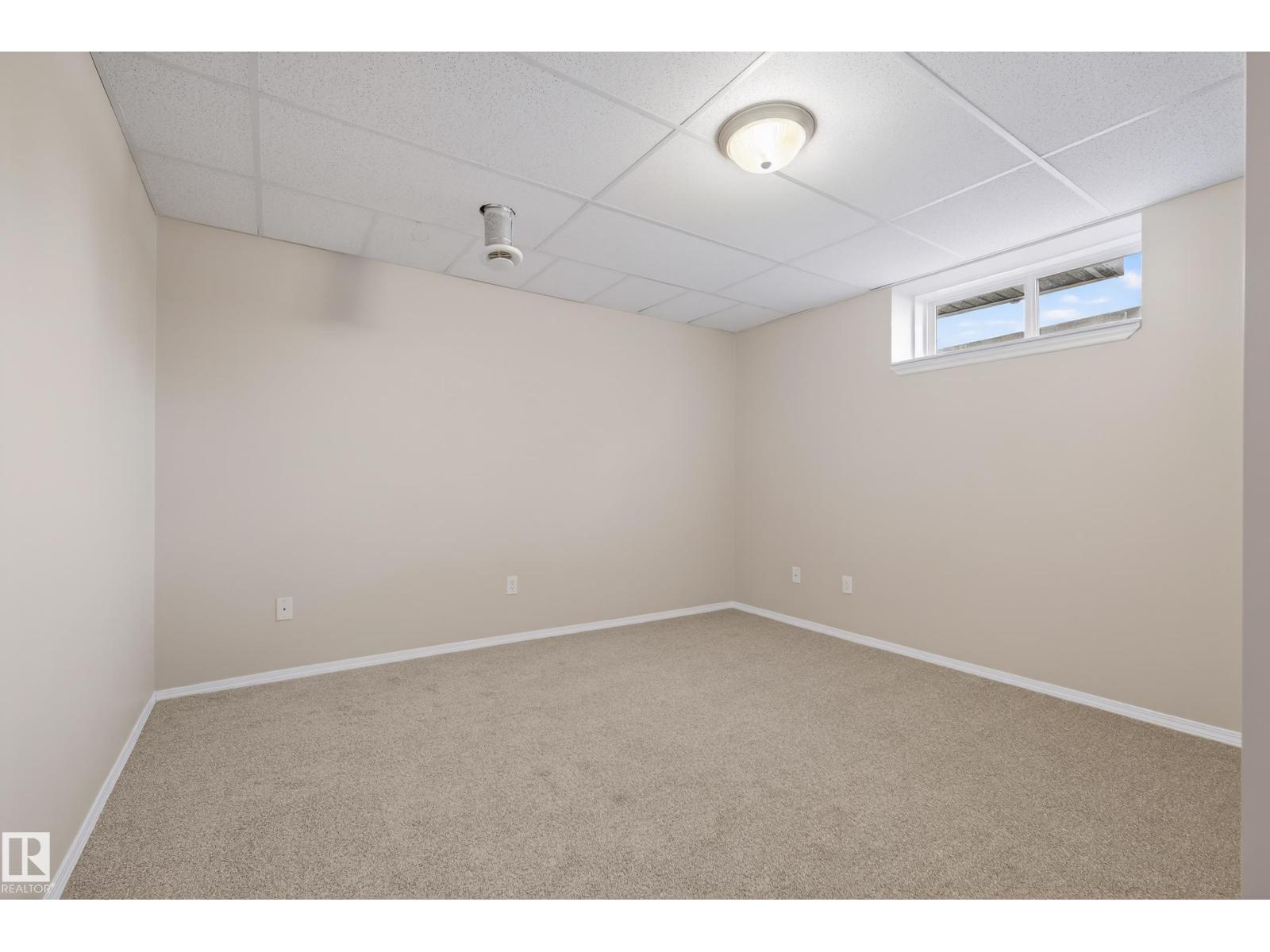 19 COUNTRY LN, Stony Plain