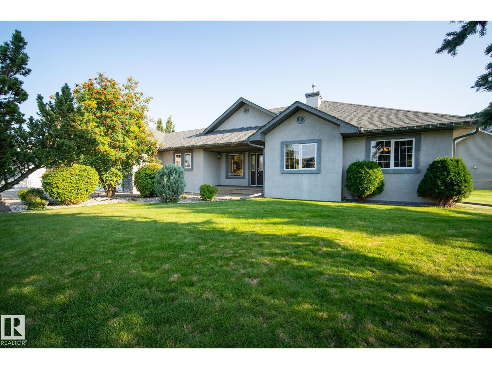 19 COUNTRY LN, Stony Plain