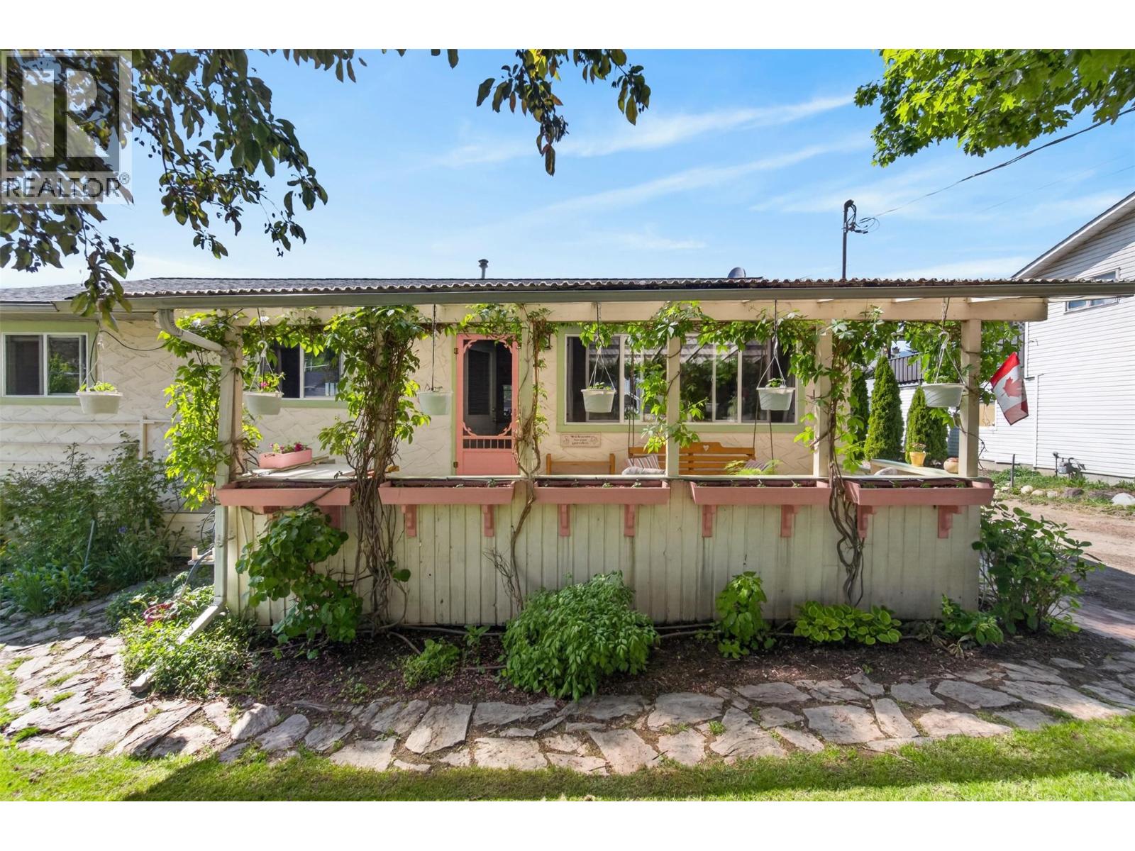 361 2 Street SE - 64