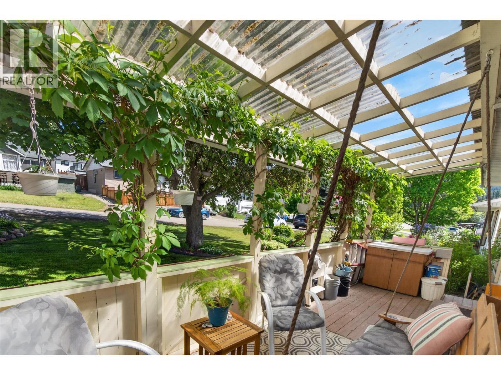 361 2 Street SE - 40