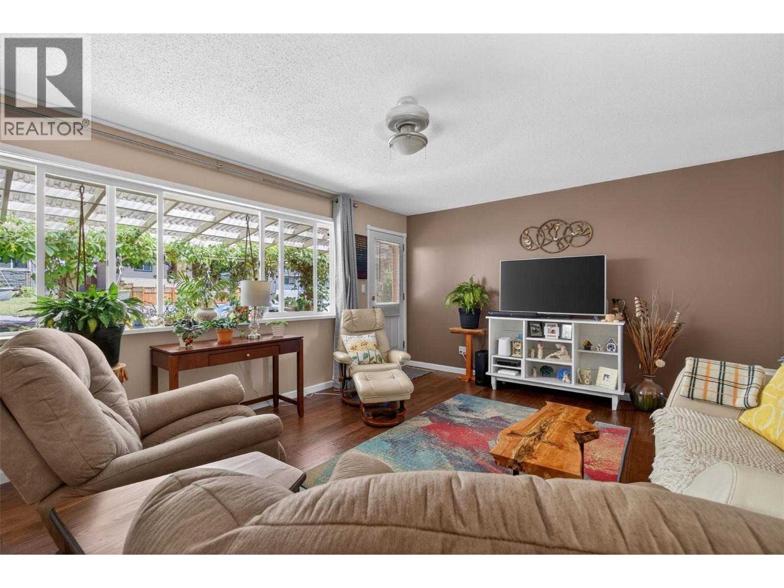  361 2 Street Southeast, Salmon Arm