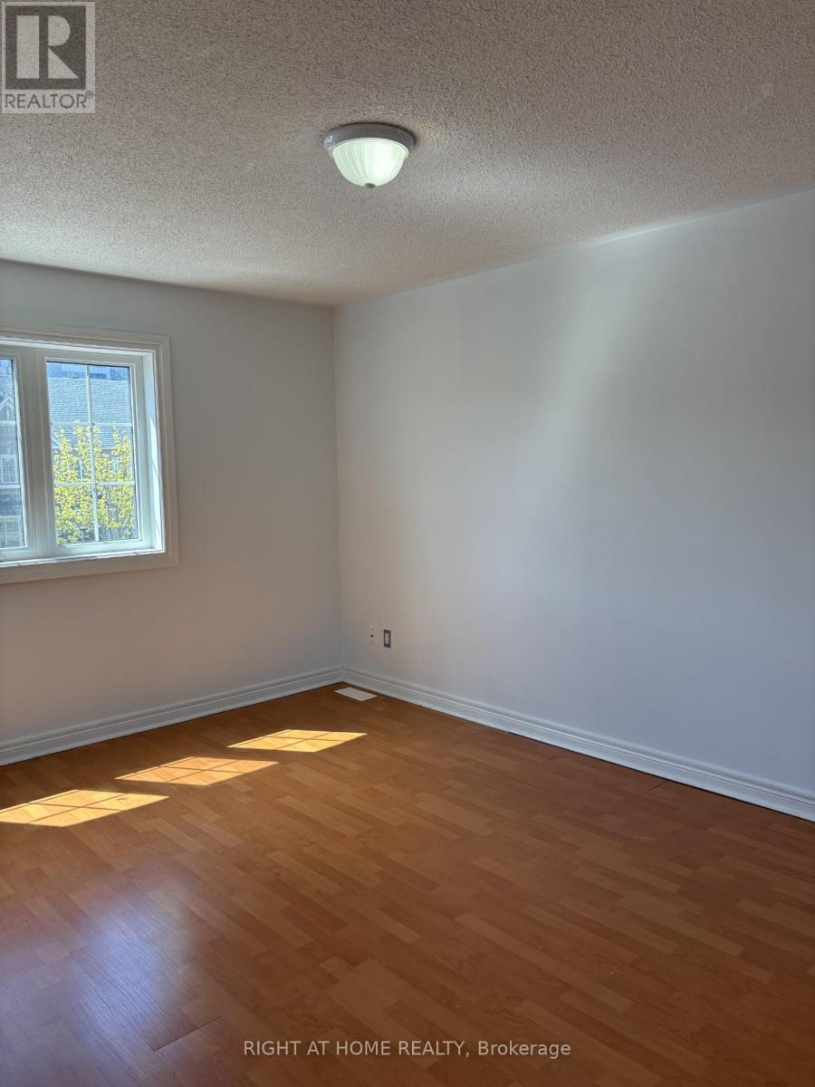 48 GRAND VALLEY BOULEVARD - 9