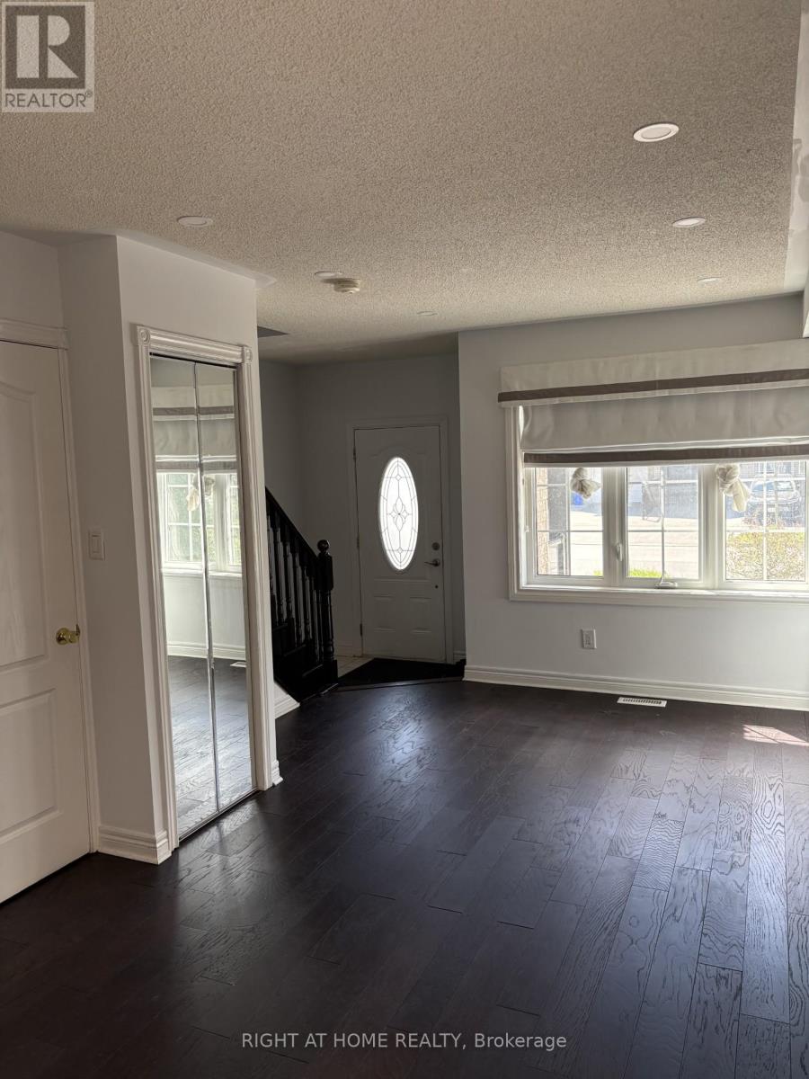 48 GRAND VALLEY BOULEVARD - 2