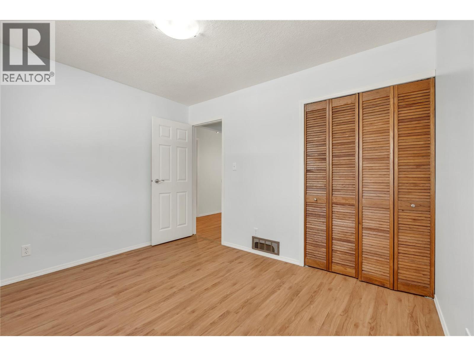 7717 Prairie Valley Road Unit# 104, Summerland