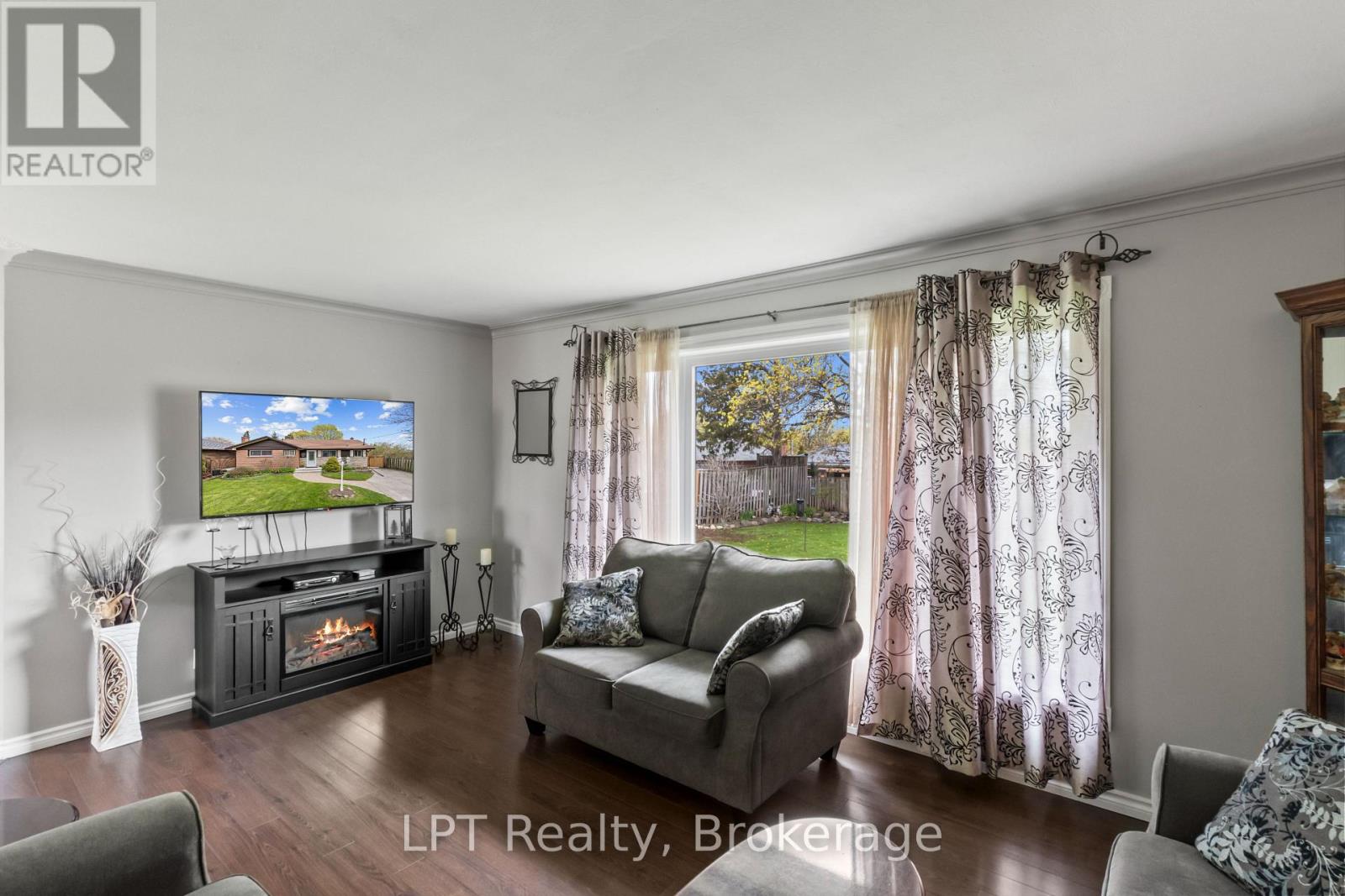 519 ROSMERE STREET - 10