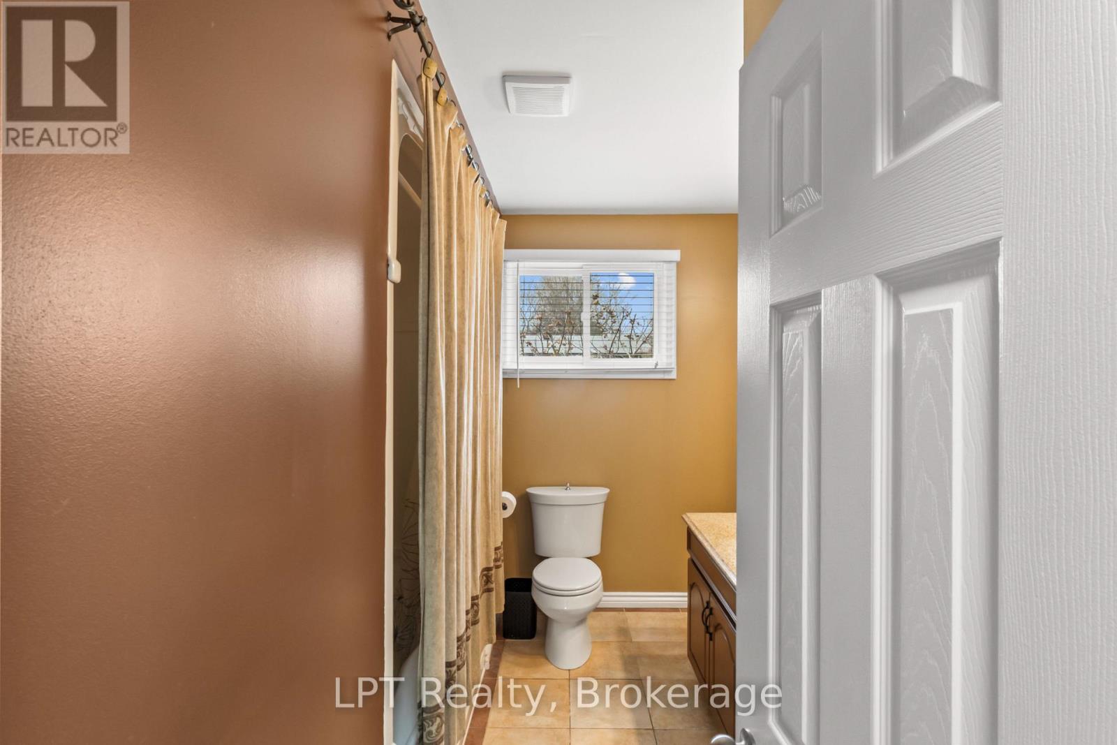 519 ROSMERE STREET - 17