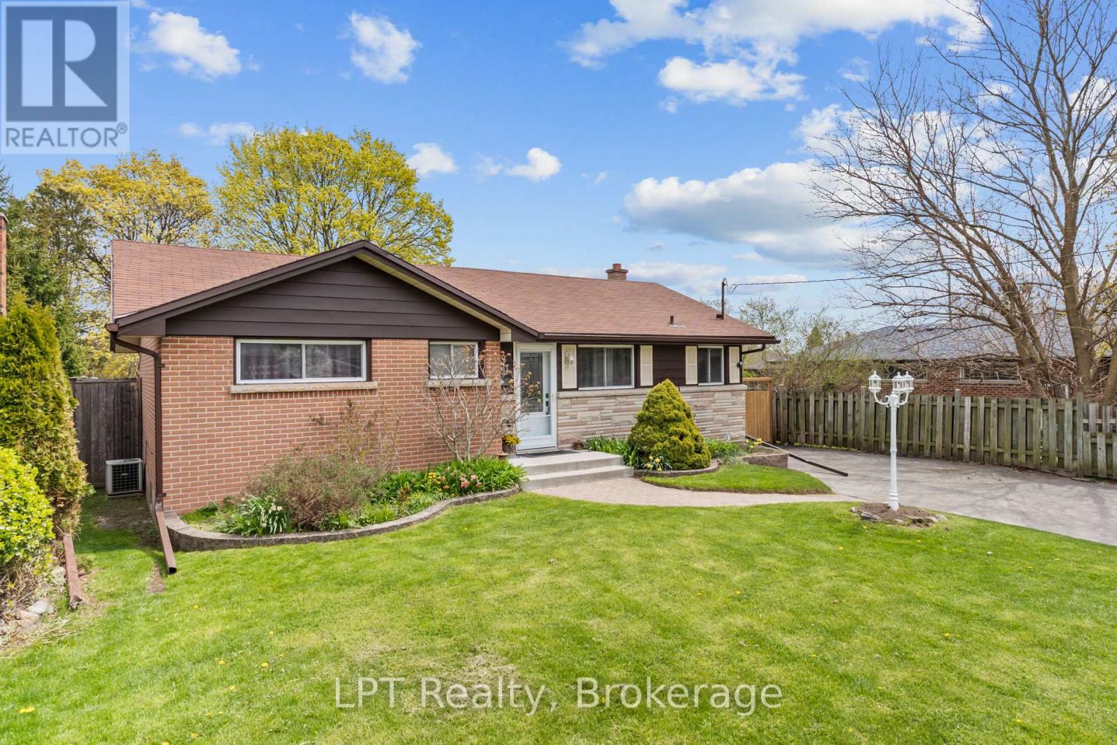519 ROSMERE STREET - 2