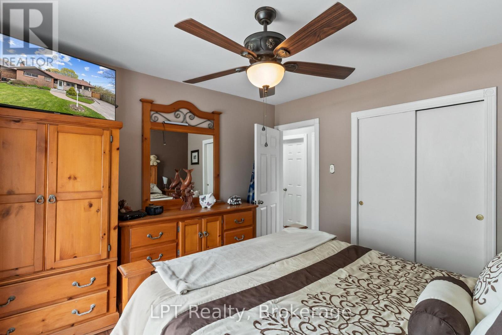 519 ROSMERE STREET - 22