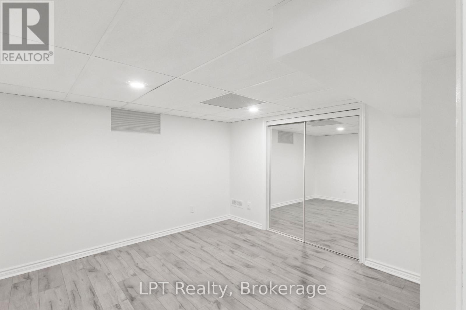 519 ROSMERE STREET - 27