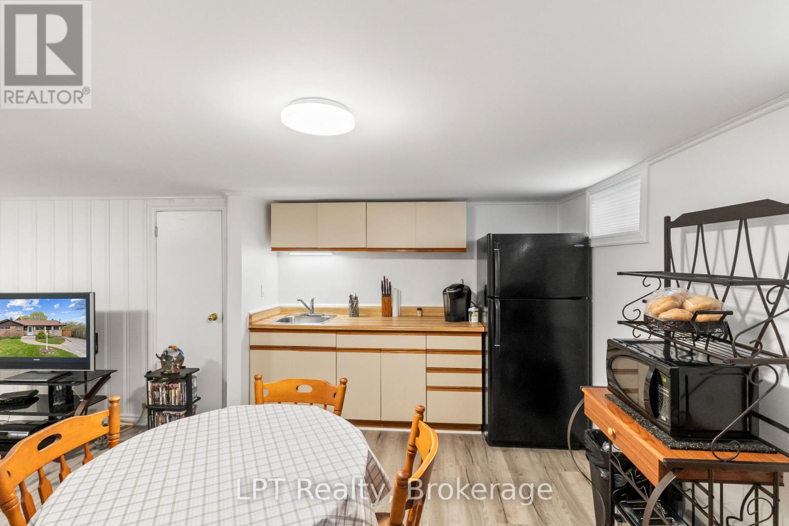 519 ROSMERE STREET - 39