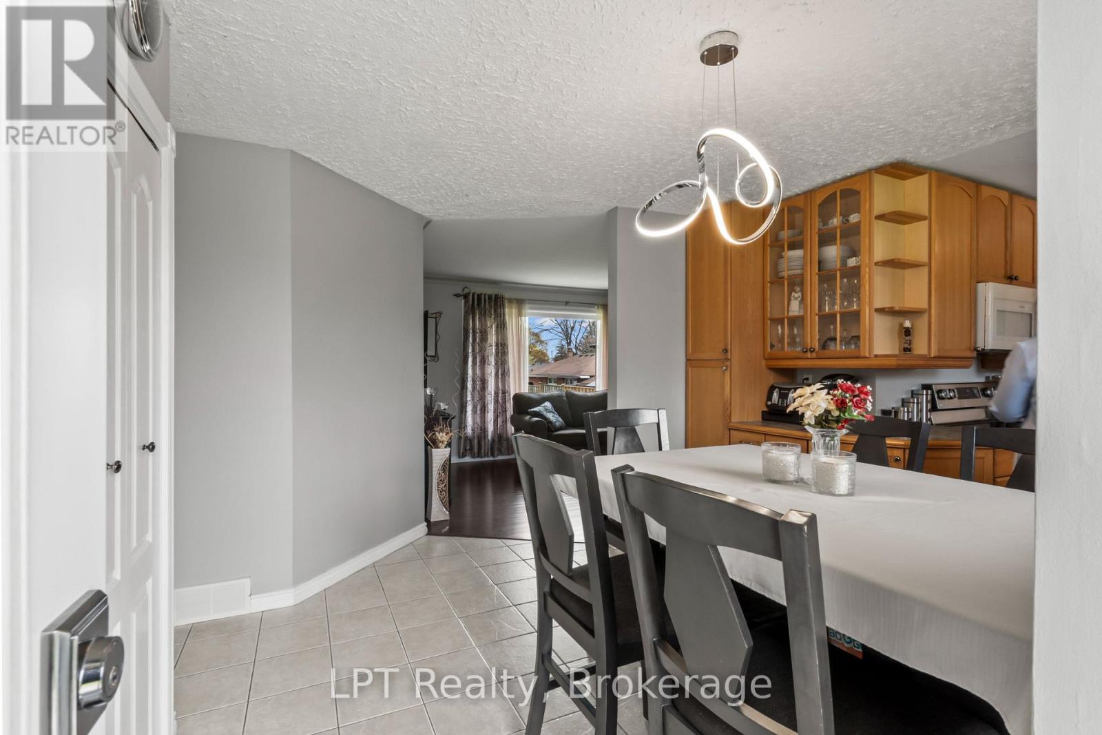 519 ROSMERE STREET - 6