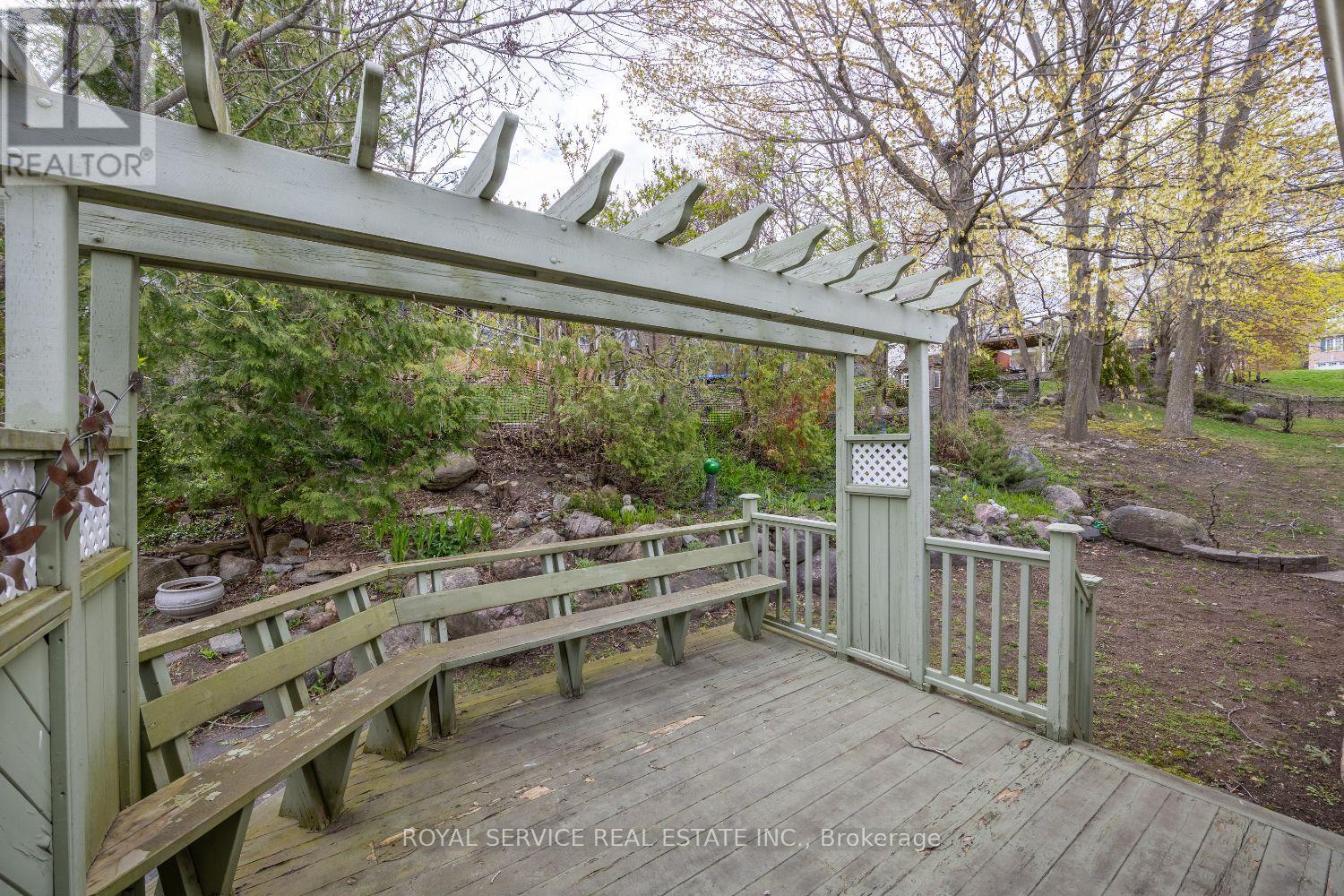 1061 SILVERDALE ROAD - 46
