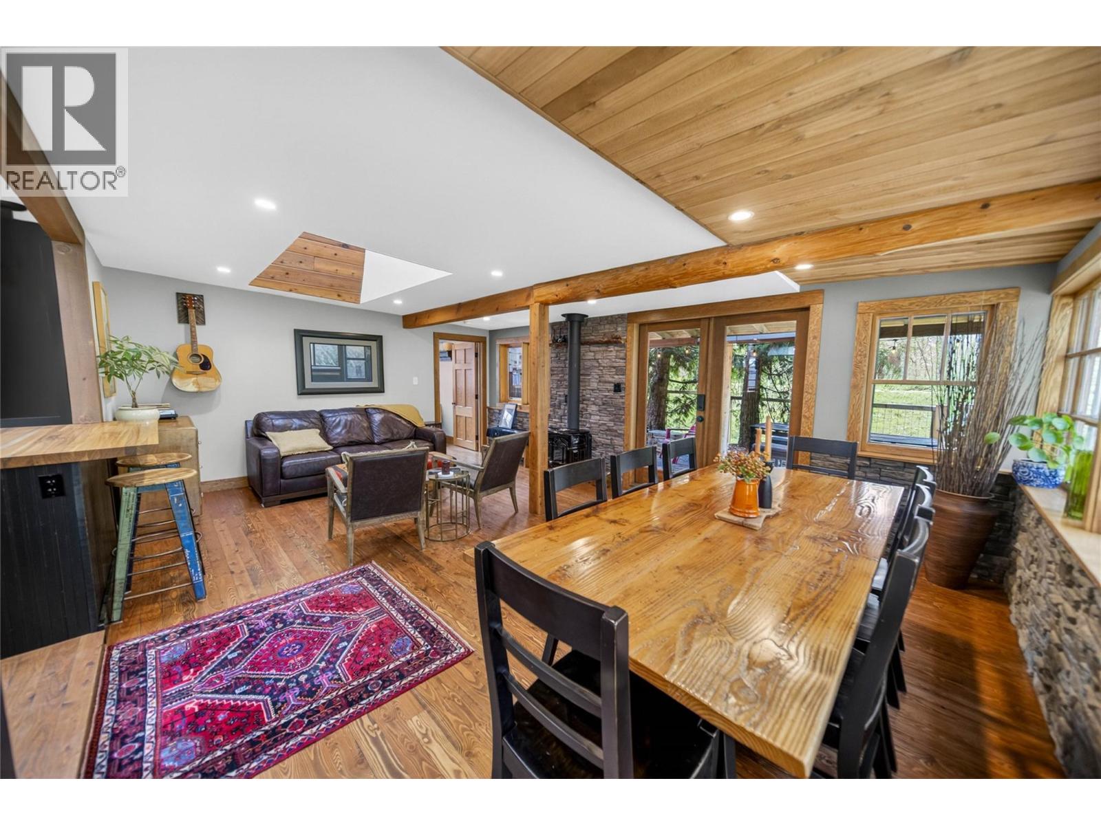 54 COMMONS Street, Fernie