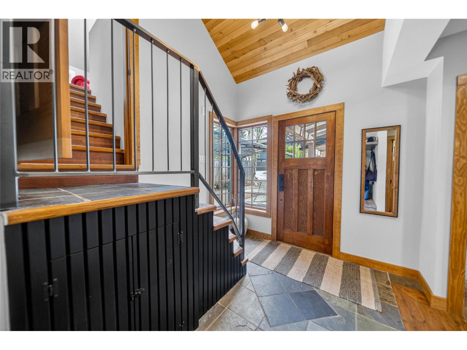 54 COMMONS Street, Fernie
