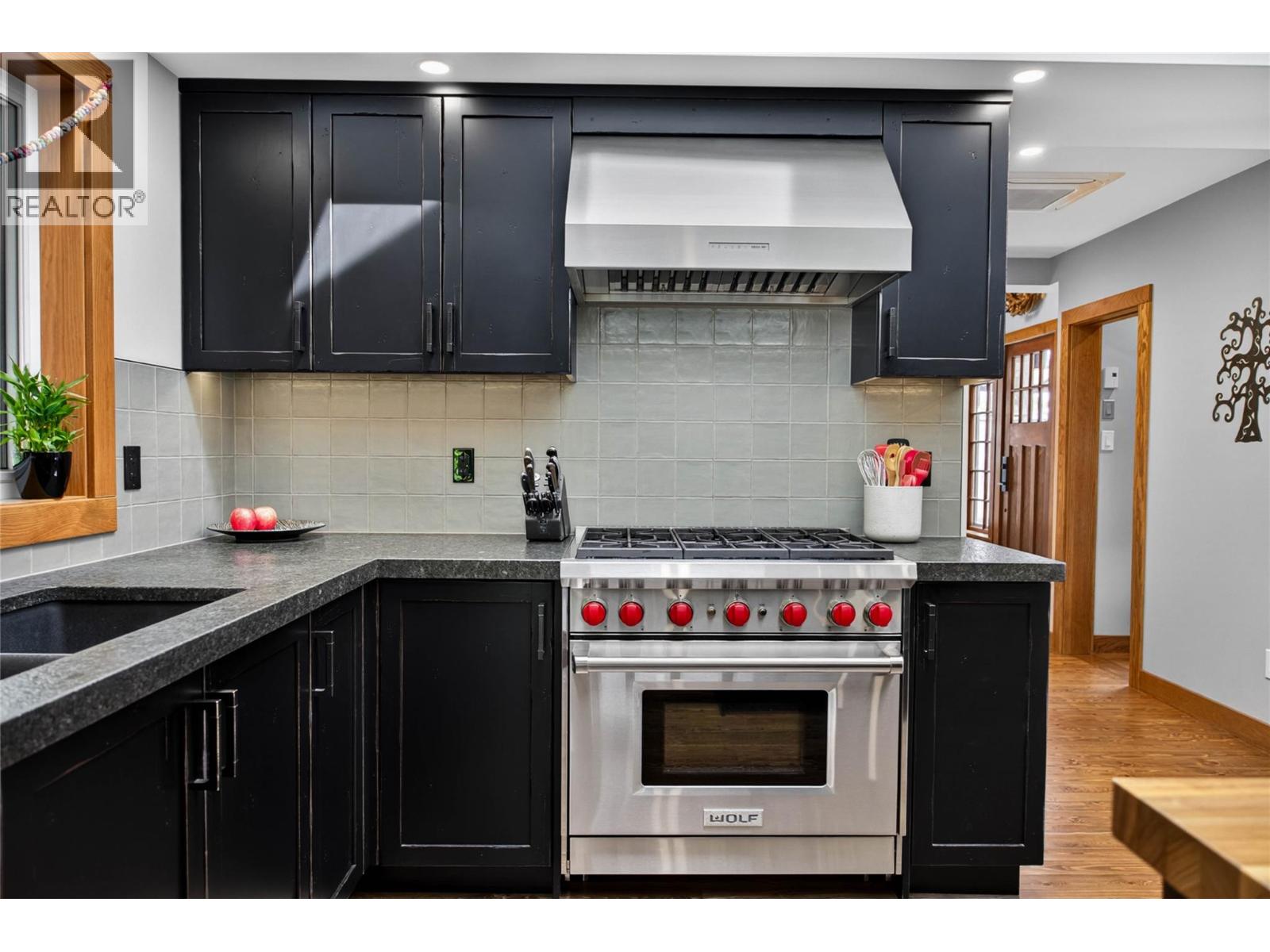 54 COMMONS Street, Fernie