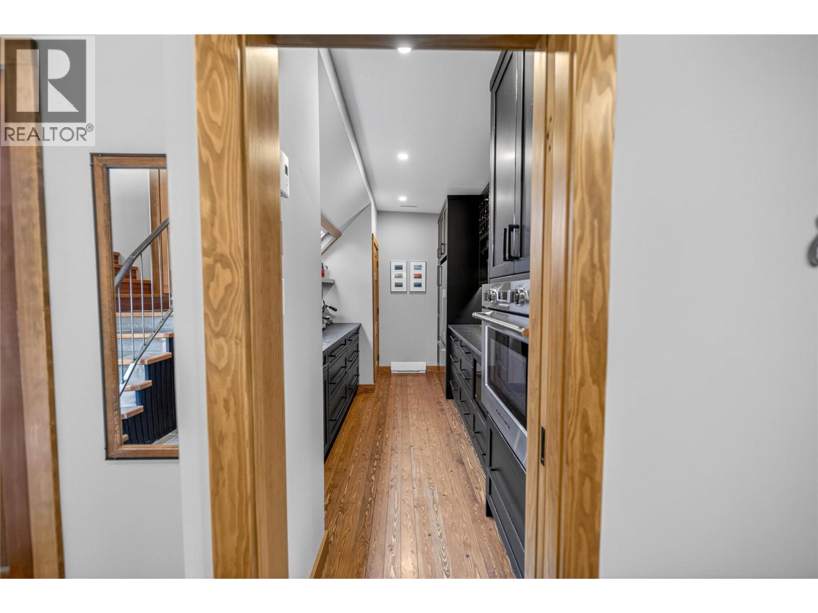 54 COMMONS Street, Fernie