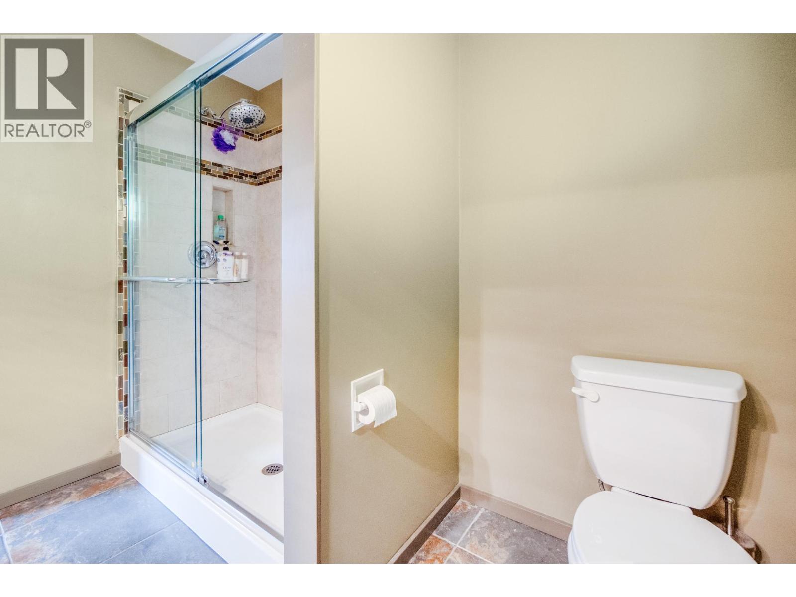 1533 WOODLAND Drive - 36