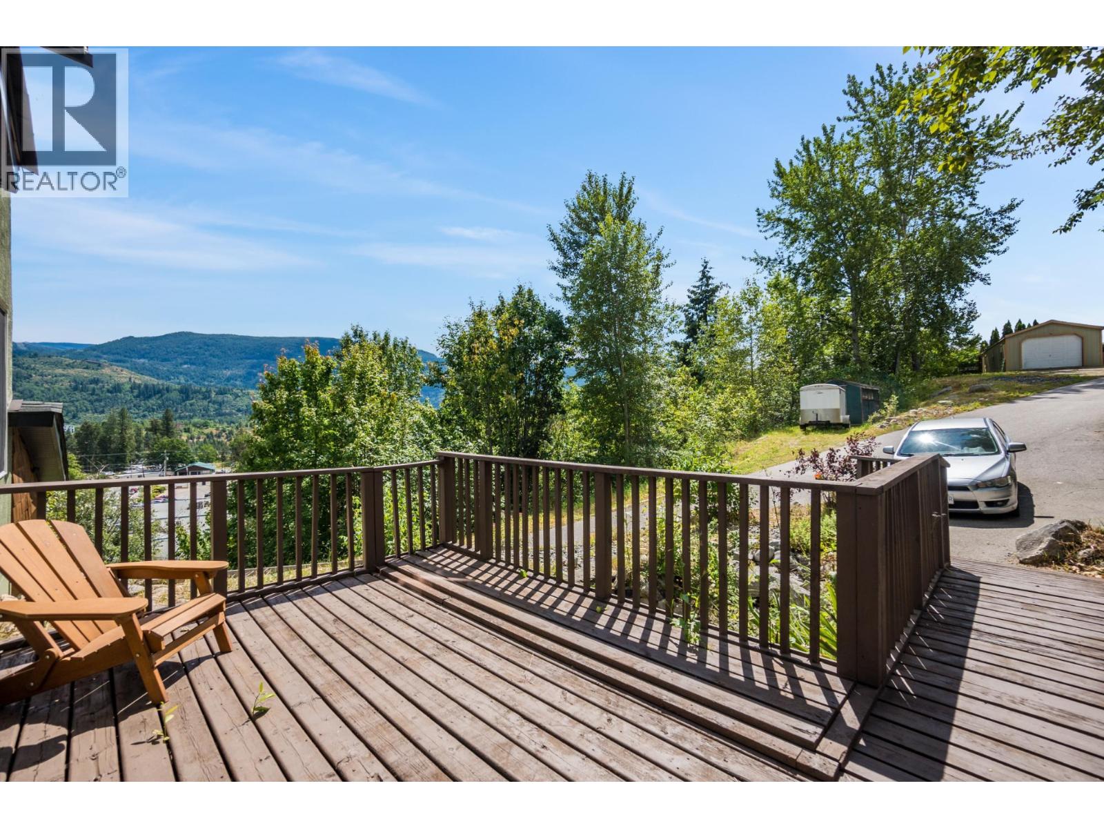 1533 WOODLAND Drive - 61